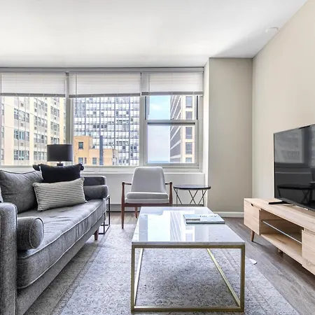 Gold Coast 2Br W Gym Roof Nr Water Tower Chi-389 Apartamento